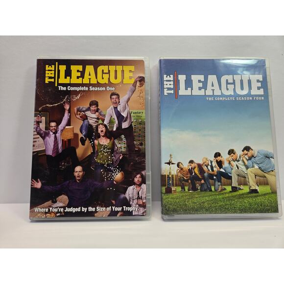 DVD Bundle The League: The complete Season 1 & 5 | DVD Complete Seasons Lot - Picture 1 of 2
